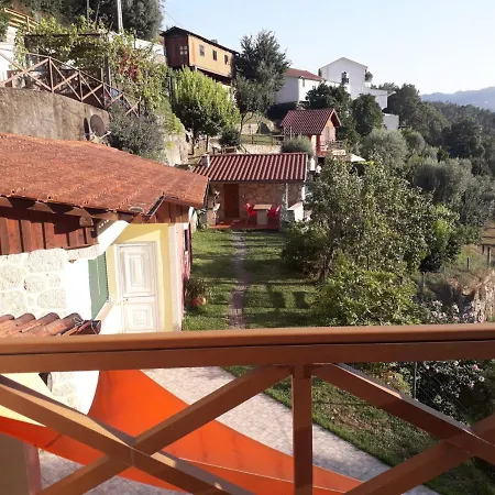 Casa Da Fonte-t4 Feriehus Admeus