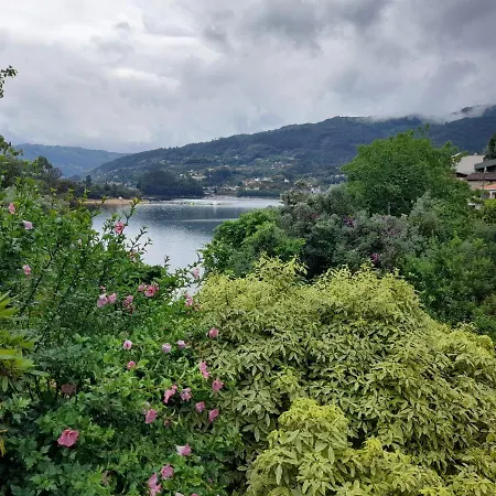 Casa Da Fonte-t4 Admeus