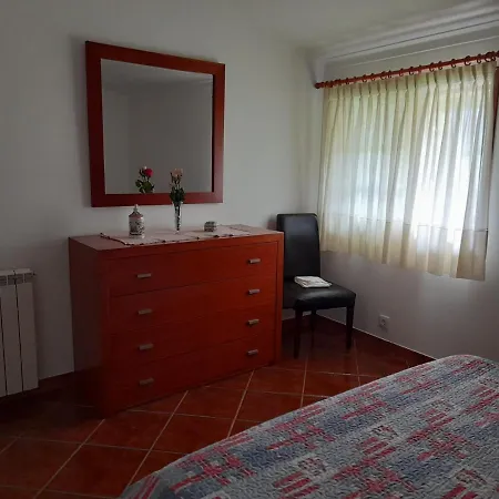 Casa Da Fonte-t4 Admeus