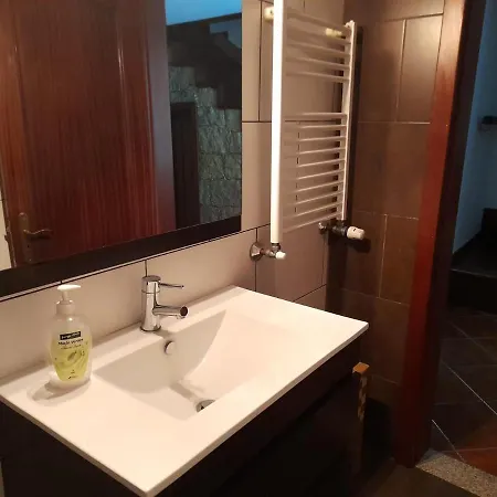 Casa Da Fonte-t4 Admeus