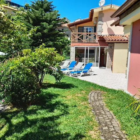 Casa Da Fonte-t4 Tatil Evi Admeus